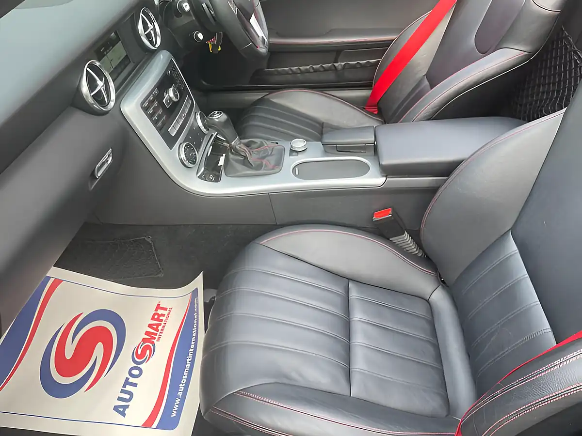 Used 2015 Mercedes-Benz Slk AMG Sport Black - Interior and Exterior details 16