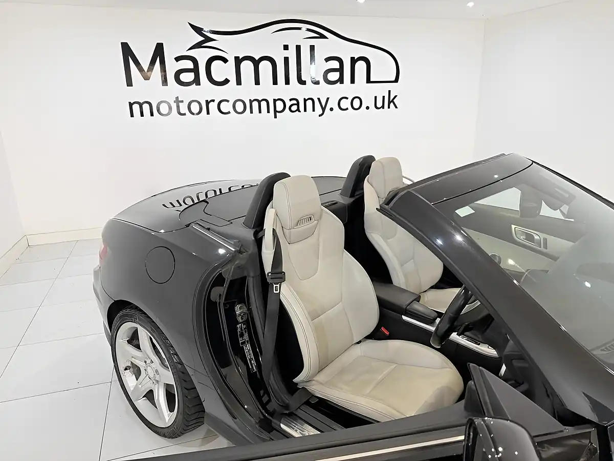 Used 2015 Mercedes-Benz Slk AMG Sport Black - Interior and Exterior details 8