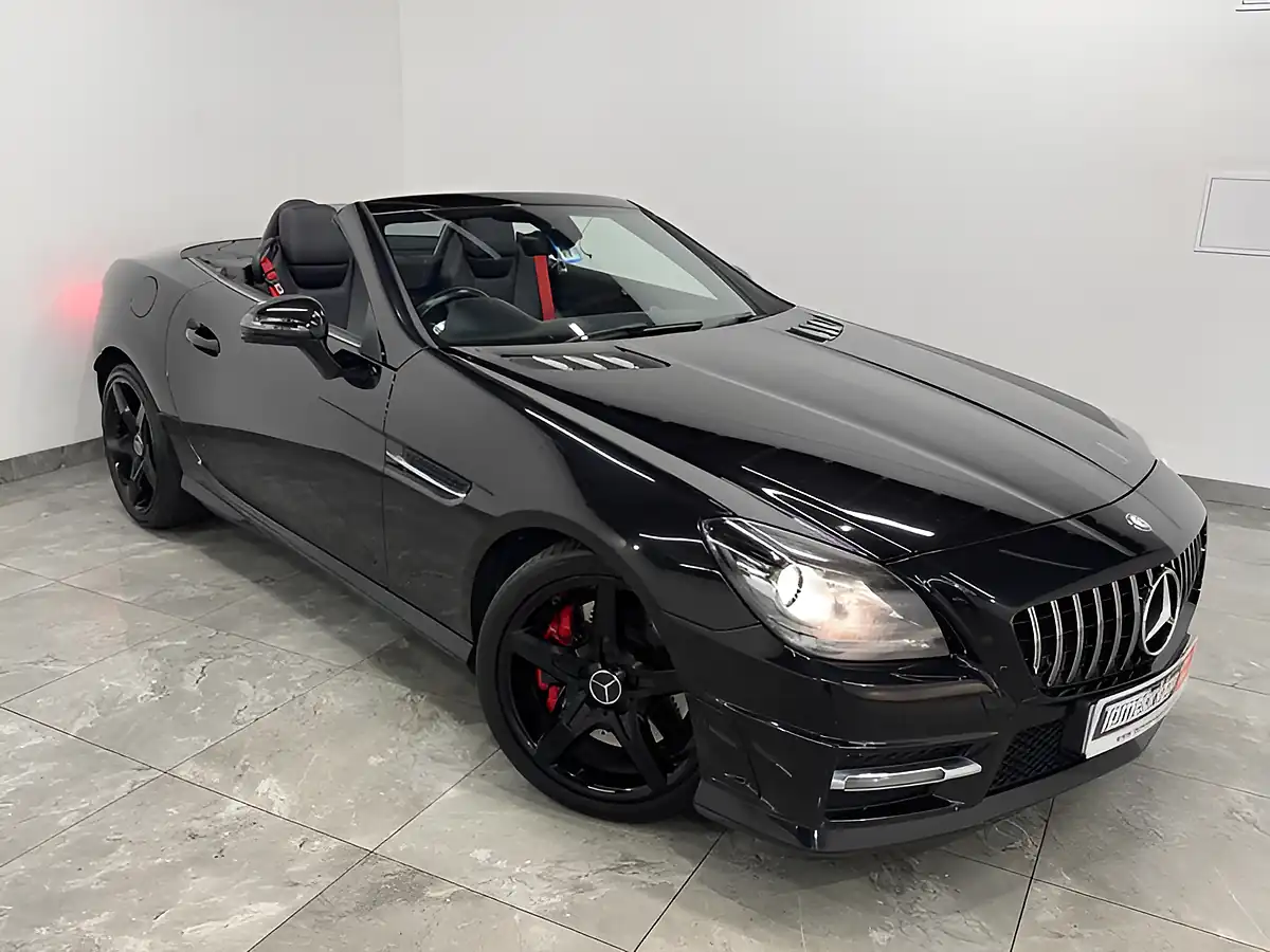 Used 2015 Mercedes-Benz Slk AMG Sport Black - Interior and Exterior details 5