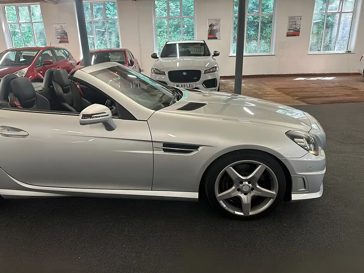 Used 2015 Mercedes-Benz Slk AMG Sport Silver - Interior and Exterior details 15