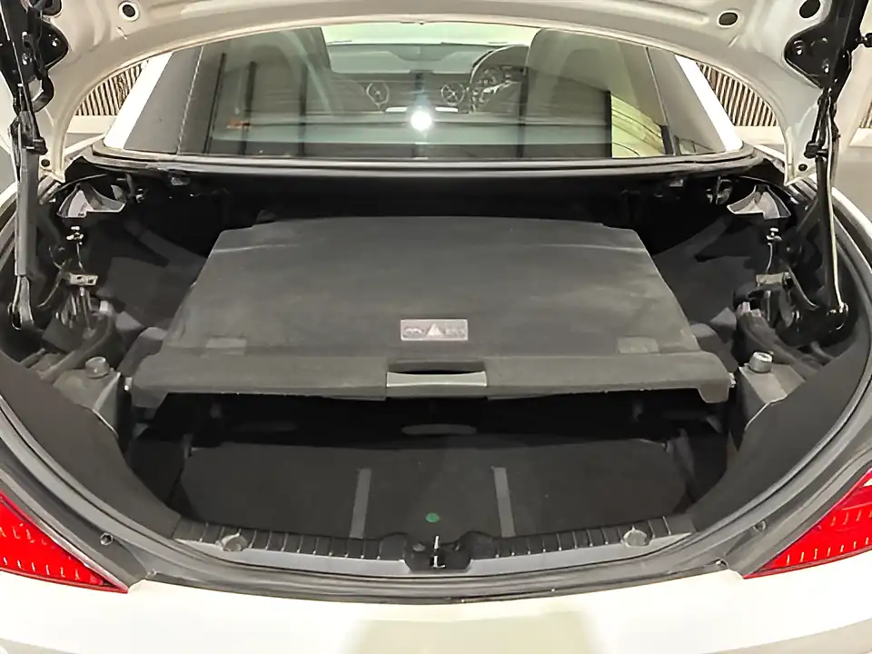 Used 2015 Mercedes-Benz Slk AMG Sport White - Interior and Exterior details 16