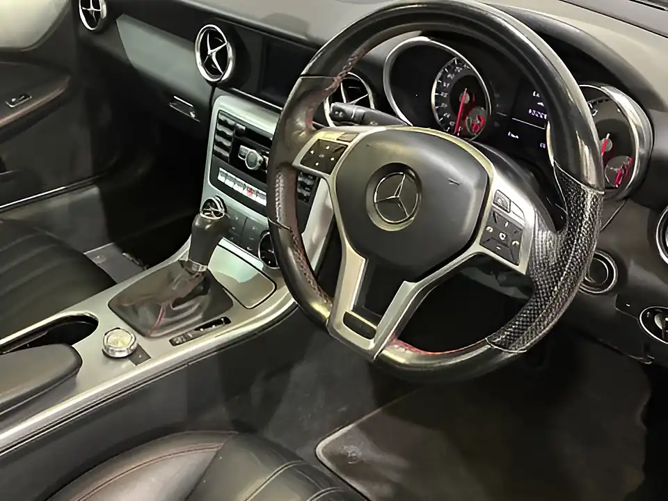 Used 2015 Mercedes-Benz Slk AMG Sport White - Interior and Exterior details 3