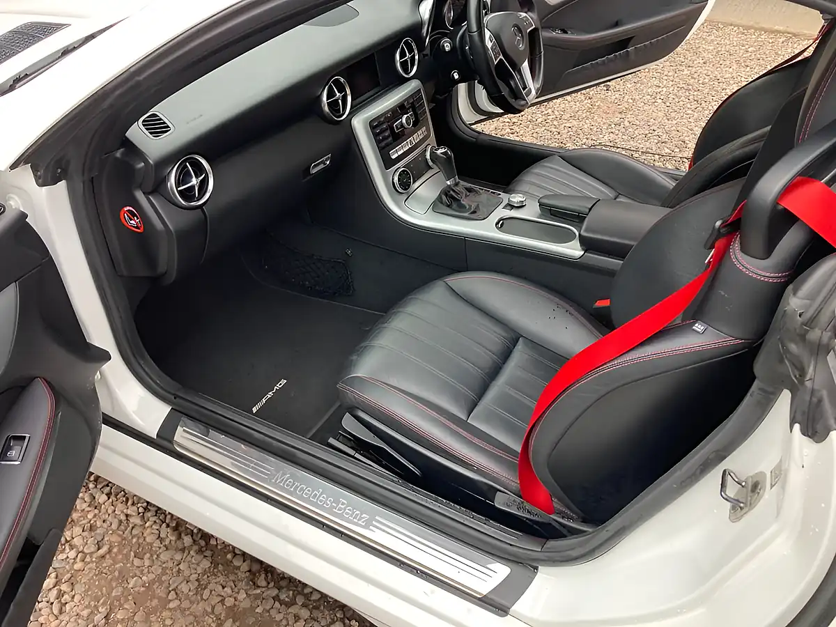 Used 2015 Mercedes-Benz Slk AMG Sport White - Interior and Exterior details 12