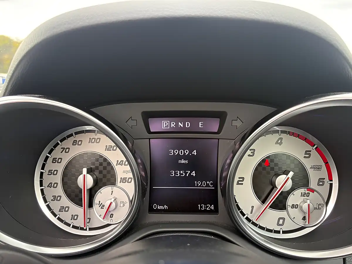 Used 2015 Mercedes-Benz Slk AMG Sport White - Interior and Exterior details 14