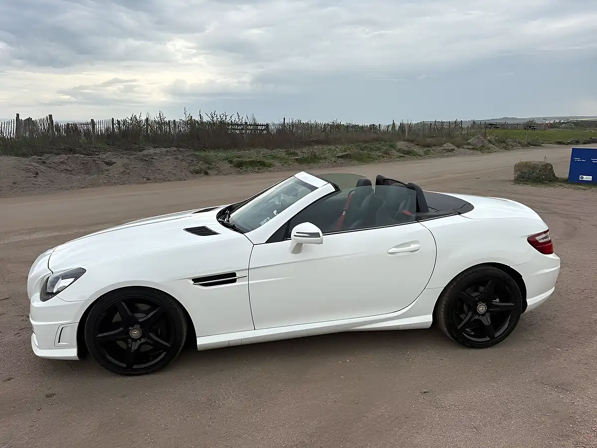 Used 2015 Mercedes-Benz Slk AMG Sport White - Interior and Exterior details 9