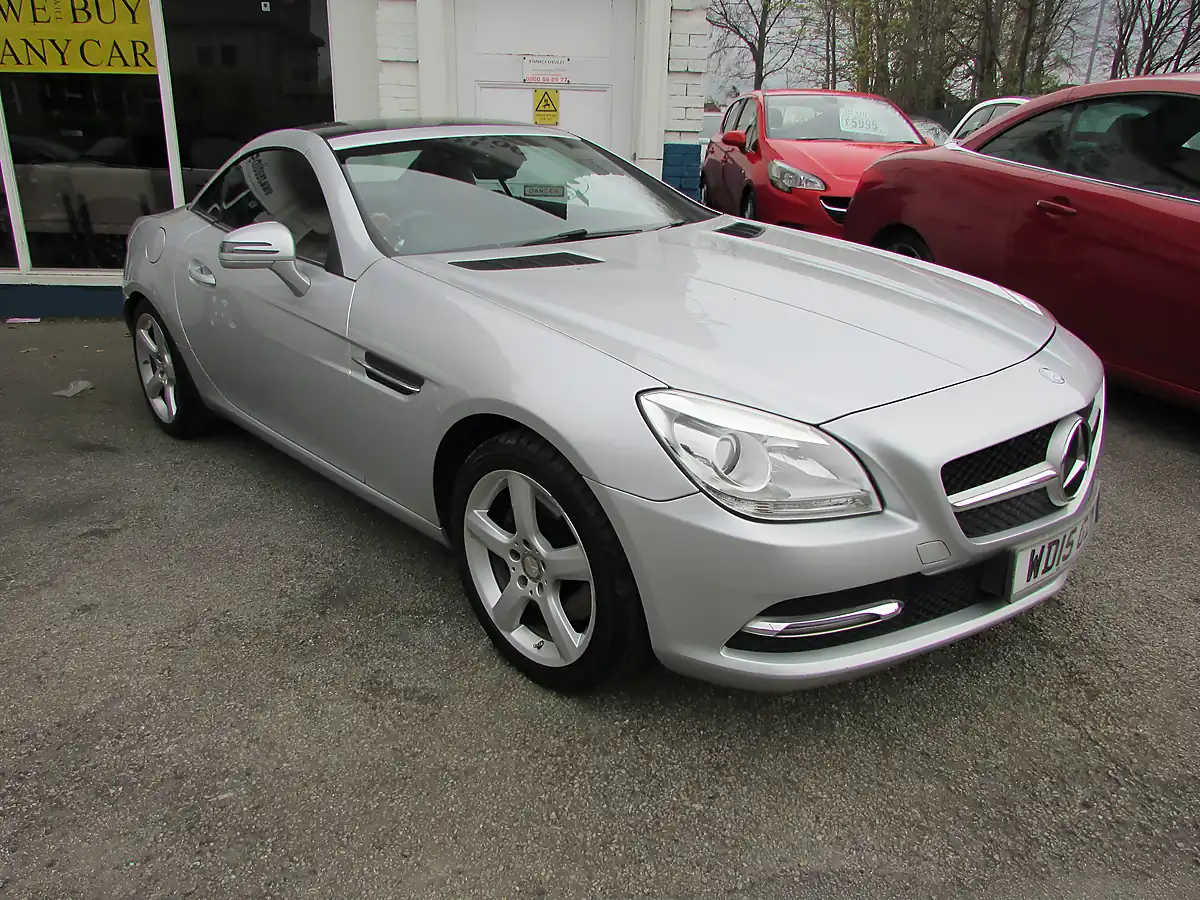 Used 2015 Mercedes-Benz Slk Blueefficiency Silver - Interior and Exterior details 10