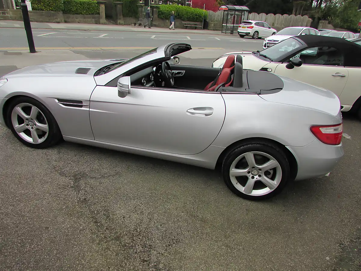 Used 2015 Mercedes-Benz Slk Blueefficiency Silver - Interior and Exterior details 5