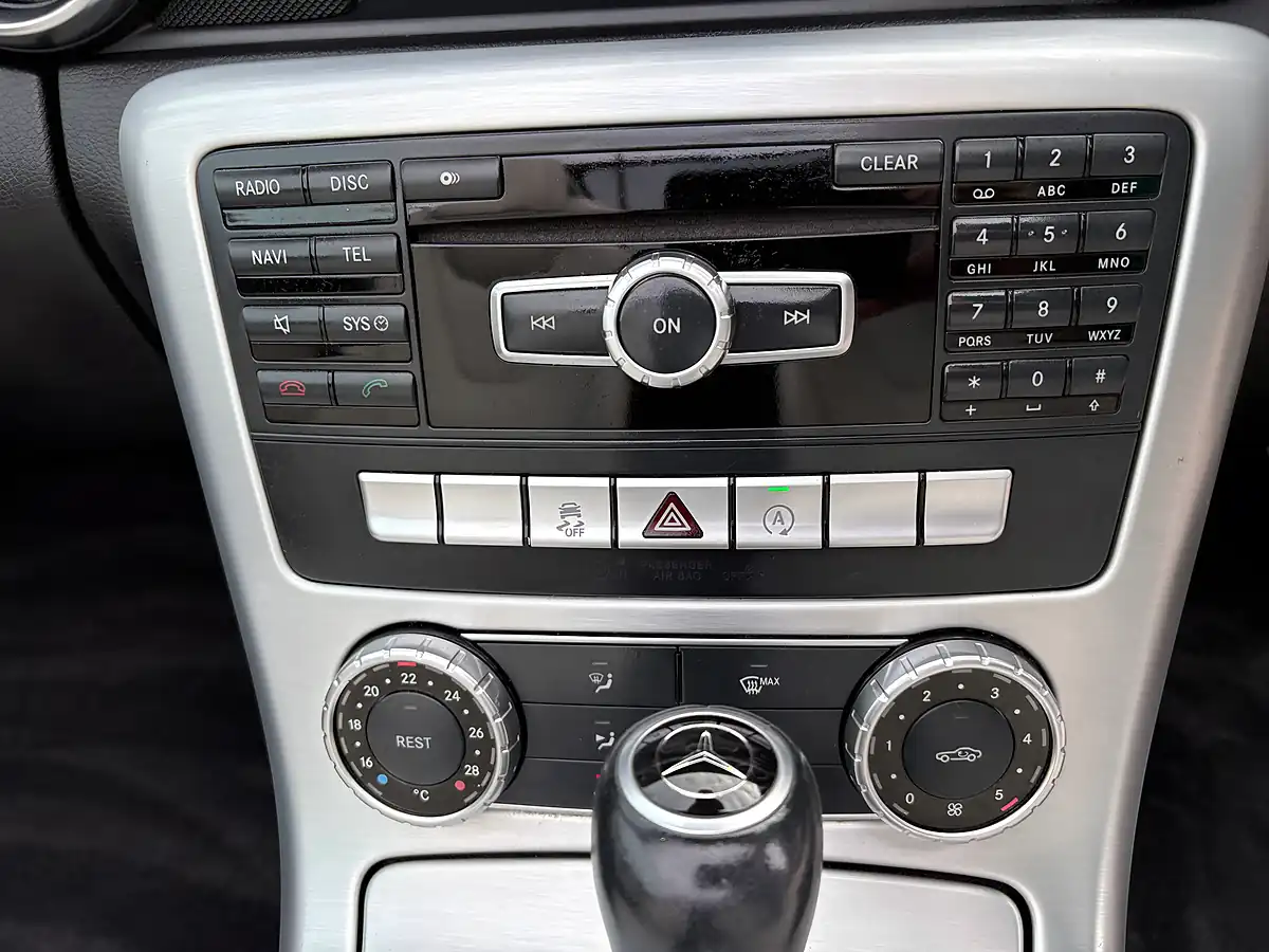 Used 2015 Mercedes-Benz Slk White - Interior and Exterior details 17