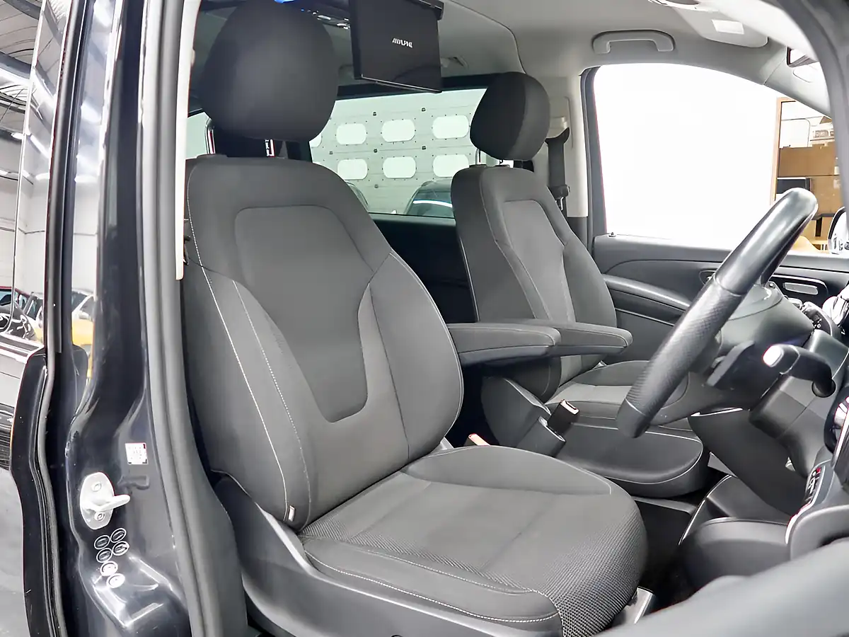 Used 2015 Mercedes-Benz V Class Sport Black - Interior and Exterior details 19