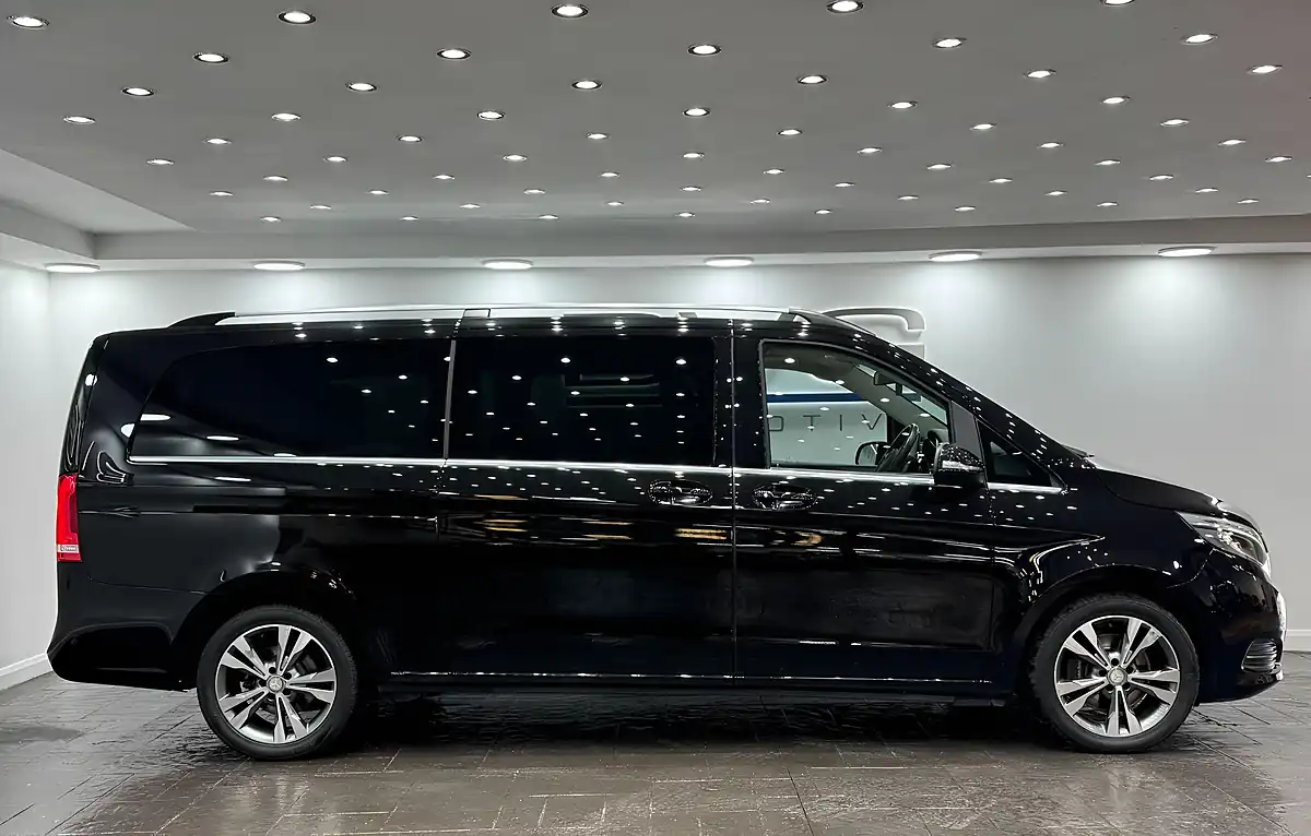 Used 2015 Mercedes-Benz V Class Sport Black - Interior and Exterior details 10