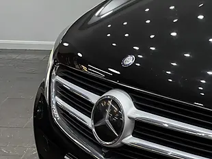 Used 2015 Mercedes-Benz V Class Sport Black - Interior and Exterior details 9