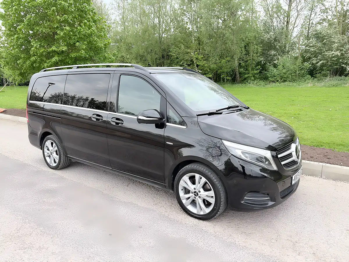 Used 2015 Mercedes-Benz V250 Sport Black - Interior and Exterior details 3