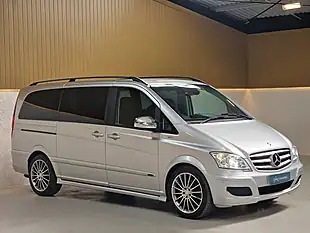 Used 2015 Mercedes-Benz Viano Ambiente Iridium Silver - Interior and Exterior details 8