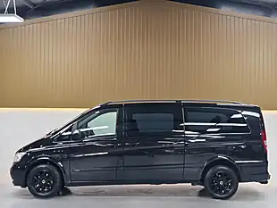 Used 2015 Mercedes-Benz Viano Ambiente Obsidian Black - Interior and Exterior details 11