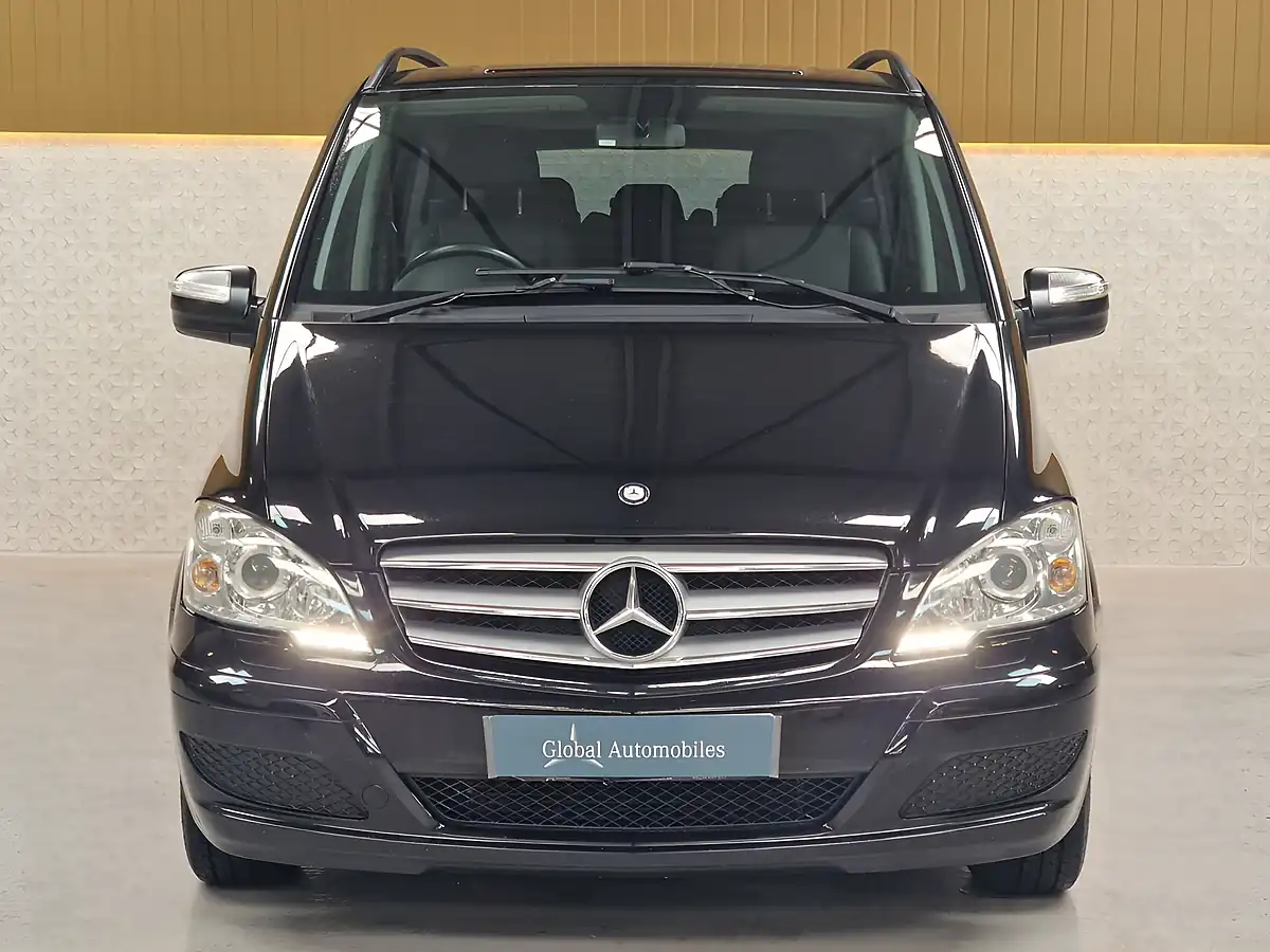 Used 2015 Mercedes-Benz Viano Ambiente Obsidian Black - Interior and Exterior details 12