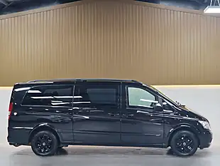 Used 2015 Mercedes-Benz Viano Ambiente Obsidian Black - Interior and Exterior details 13