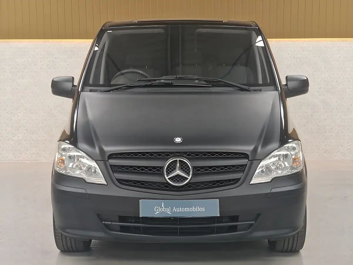 Used 2015 Mercedes-Benz Vito 5 SEAT Obsidian Black - Interior and Exterior details 12
