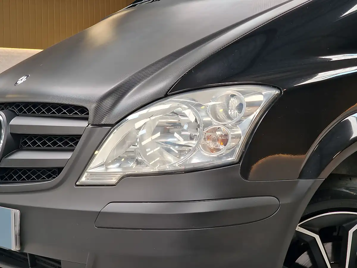 Used 2015 Mercedes-Benz Vito 5 SEAT Obsidian Black - Interior and Exterior details 19