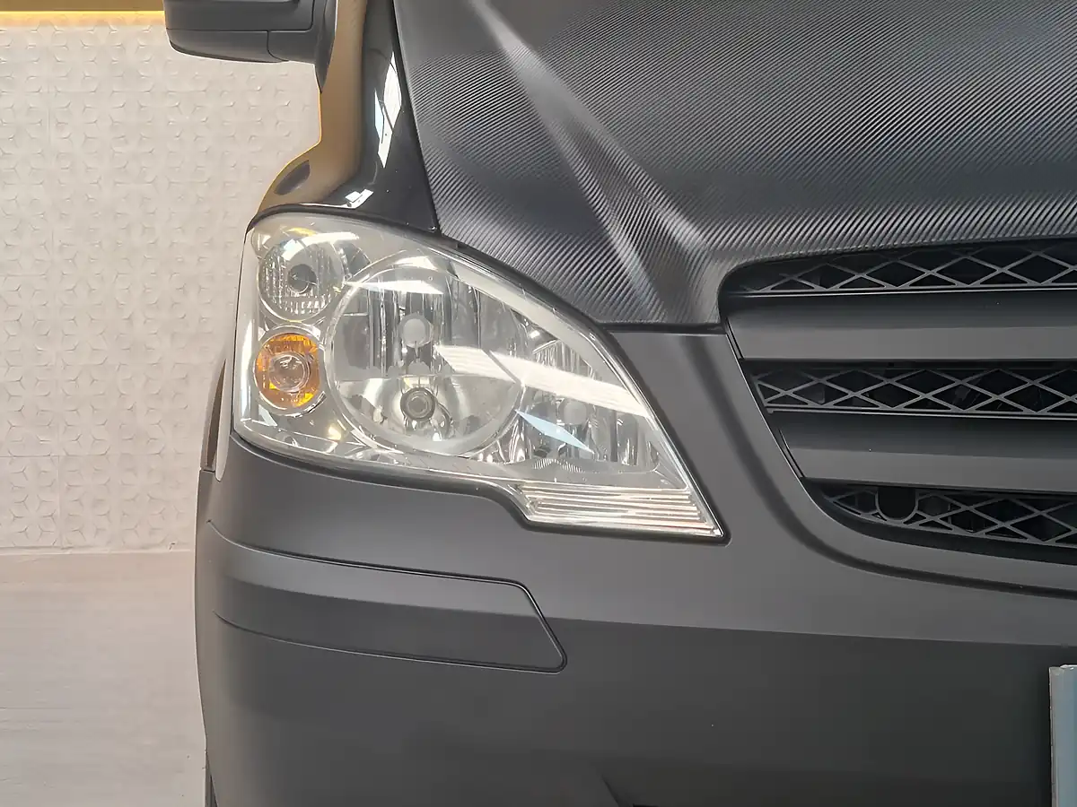 Used 2015 Mercedes-Benz Vito 5 SEAT Obsidian Black - Interior and Exterior details 6