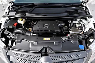 Used 2015 Mercedes-Benz Vito Pro Tourer Double Cab White - Interior and Exterior details 4