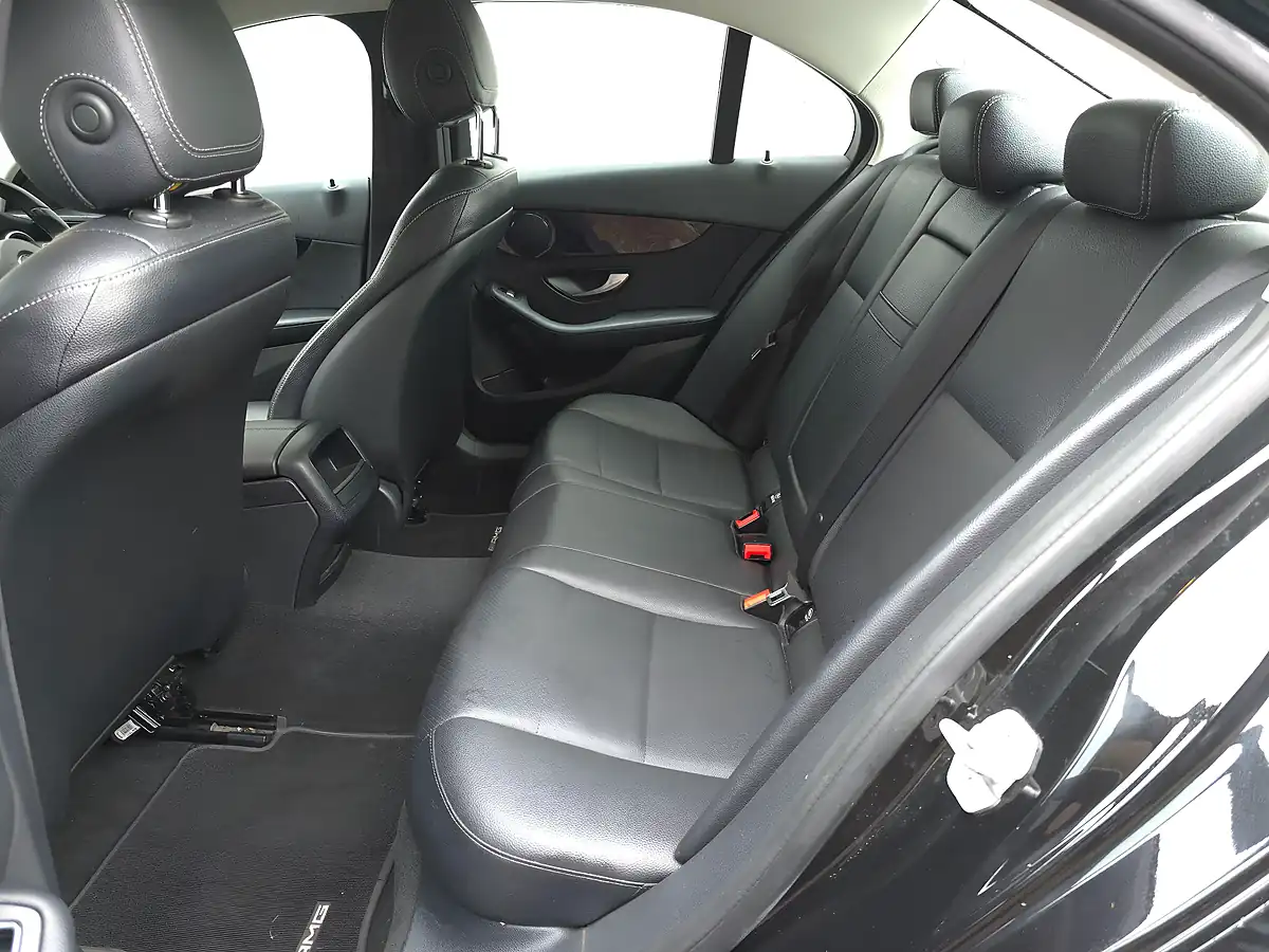 Used 2015 Mercedes C Class Se Black - Interior and Exterior details 17