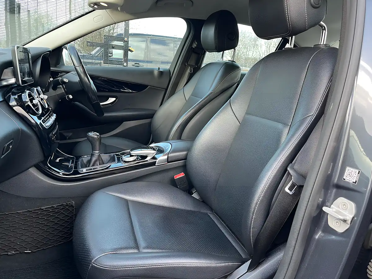 Used 2015 Mercedes C Class Se Grey - Interior and Exterior details 15