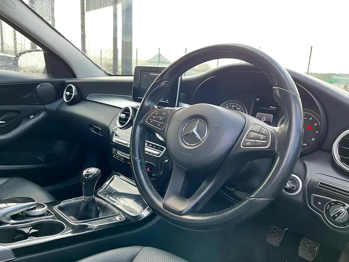 Used 2015 Mercedes C Class Se Grey - Interior and Exterior details 3