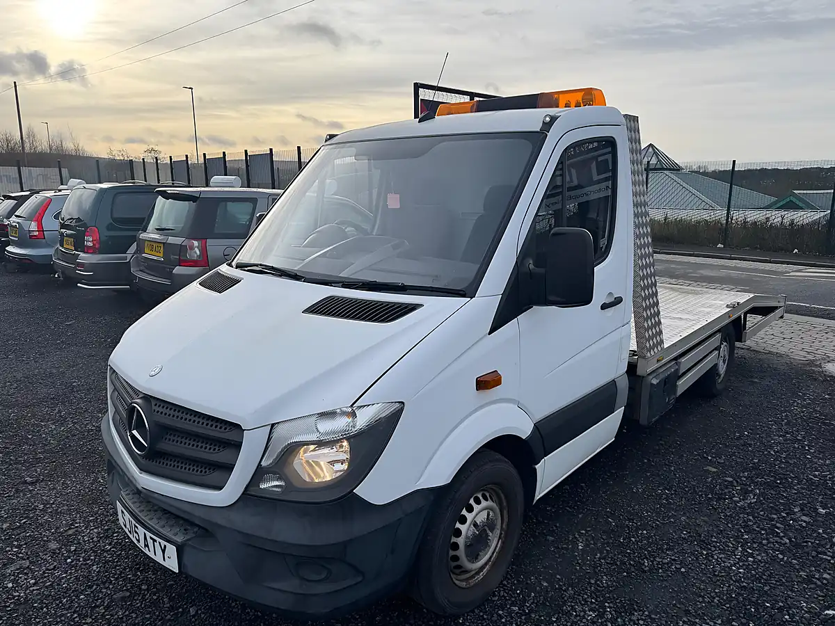 Used 2015 Mercedes Sprinter L2 White - Interior and Exterior details 6