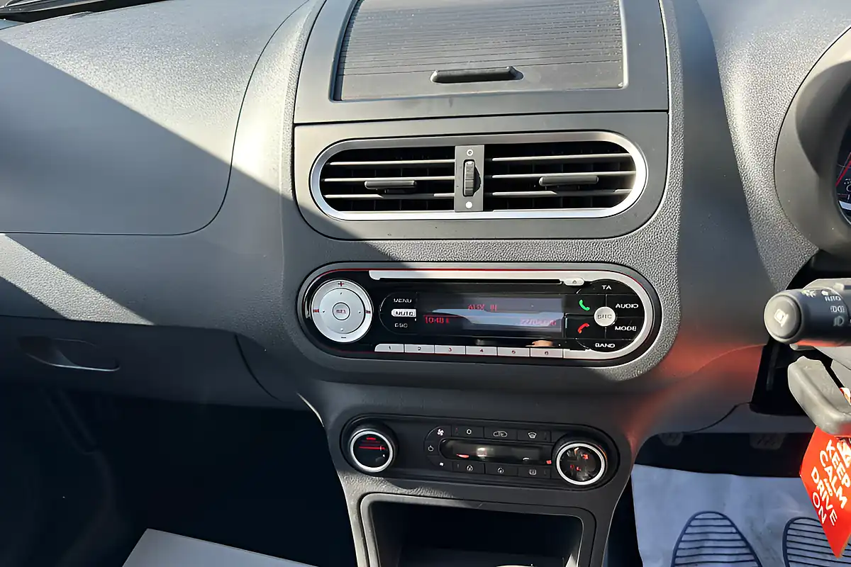 Used 2015 MG MG3 3Style White - Interior and Exterior details 13