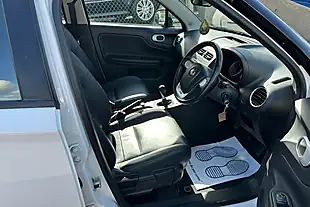 Used 2015 MG MG3 3Style White - Interior and Exterior details 14