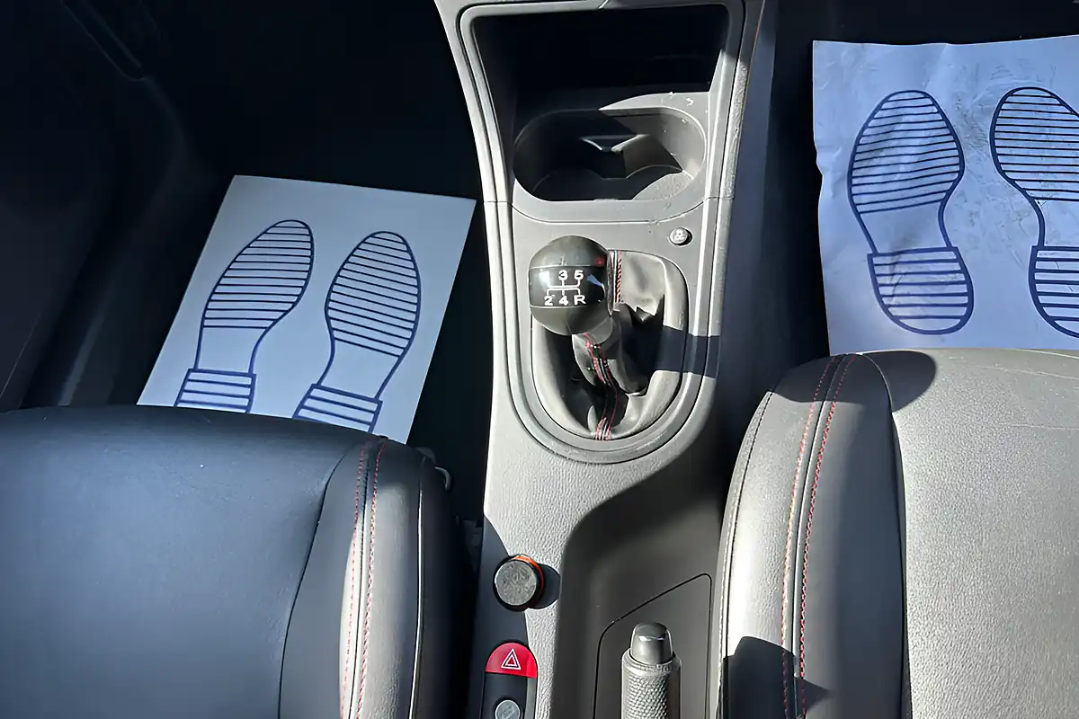 Used 2015 MG MG3 3Style White - Interior and Exterior details 17
