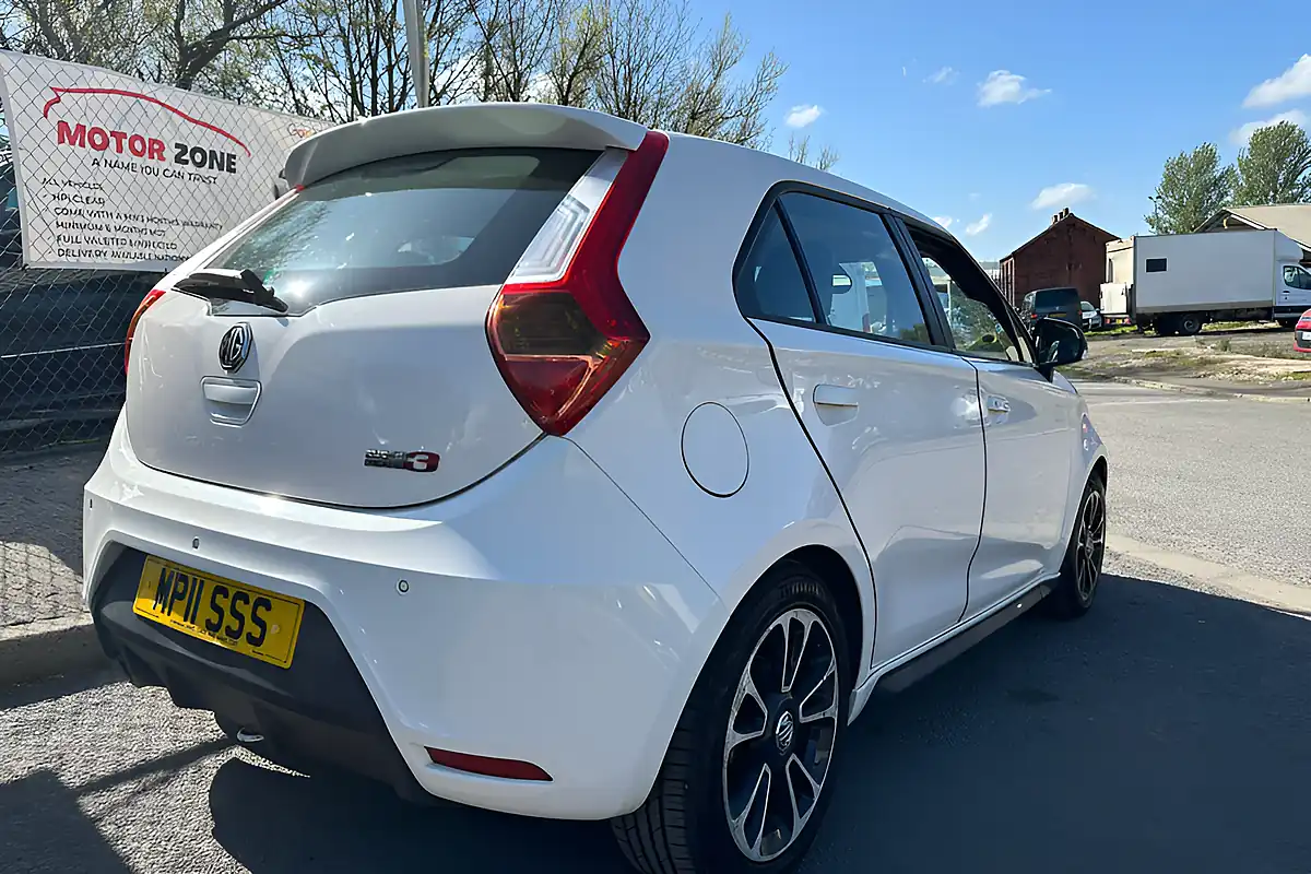 Used 2015 MG MG3 3Style White - Interior and Exterior details 4