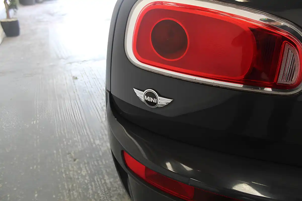 Used 2015 MINI Clubman Cooper S Grey - Interior and Exterior details 11