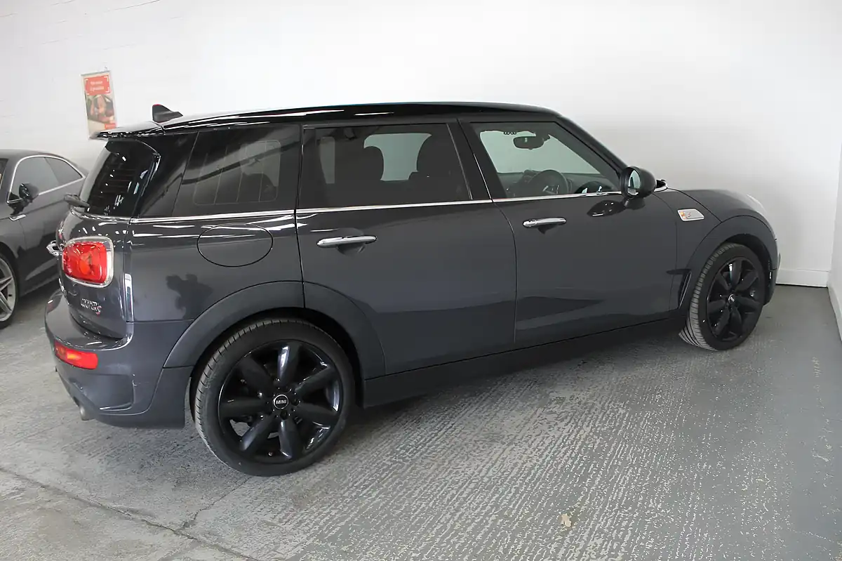 Used 2015 MINI Clubman Cooper S Grey - Interior and Exterior details 8
