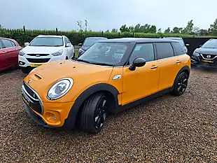Used 2015 MINI Clubman Cooper S Orange - Interior and Exterior details 11