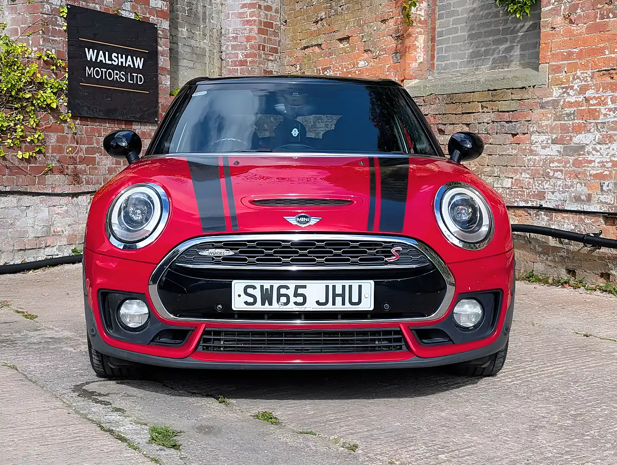 Used 2015 MINI Clubman Cooper S Red - Interior and Exterior details 2