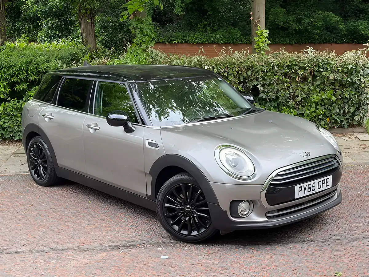 Used 2015 MINI Clubman Cooper Silver - Interior and Exterior details 2