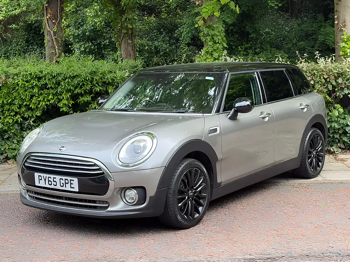 Used 2015 MINI Clubman Cooper Silver - Interior and Exterior details 7