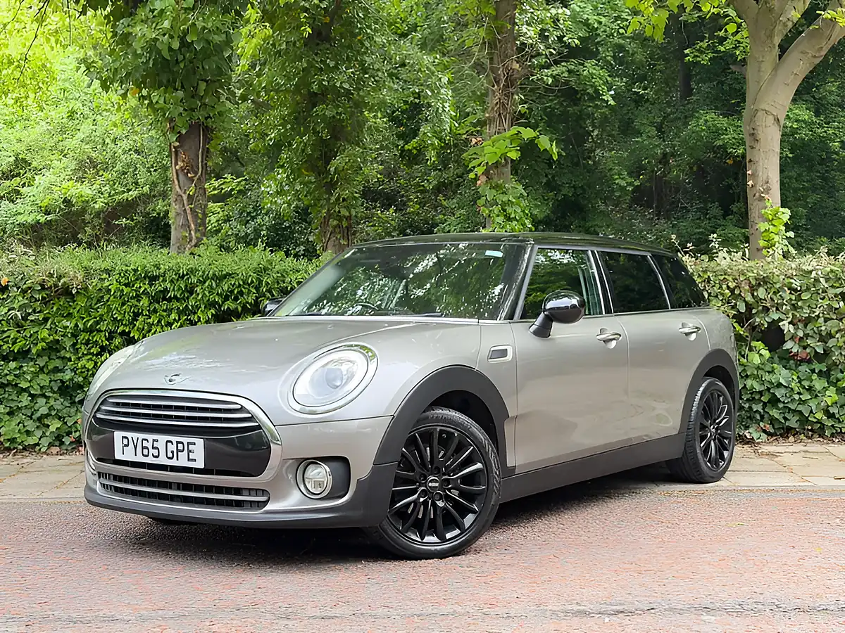Used 2015 MINI Clubman Cooper Silver - Interior and Exterior details 8