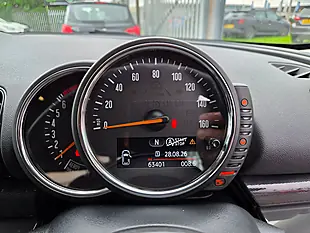 Used 2015 MINI Clubman Cooper White - Interior and Exterior details 18