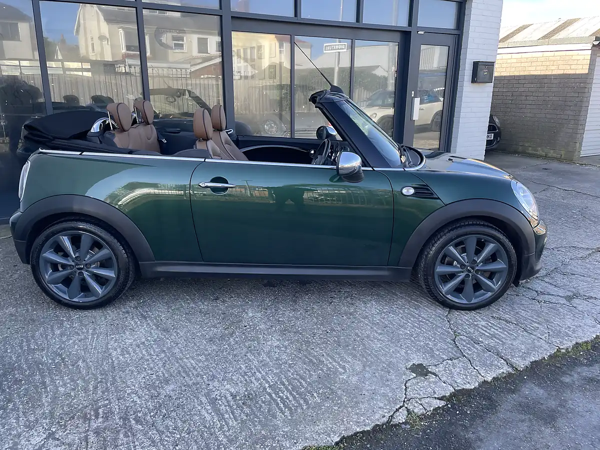 Used 2015 MINI Convertible Cooper (chili Pack) British Racing Green Metallic - Interior and Exterior details 3