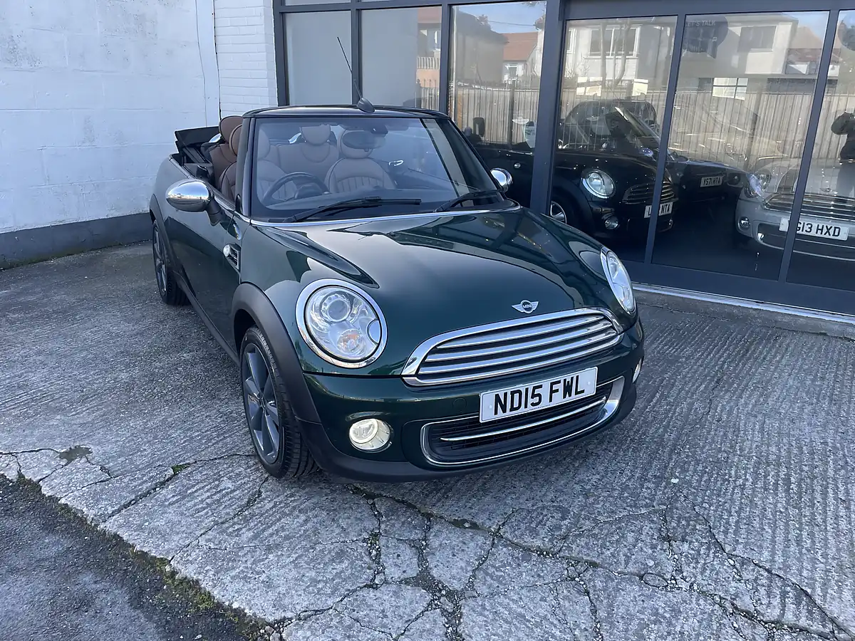 Used 2015 MINI Convertible Cooper (chili Pack) British Racing Green Metallic - Interior and Exterior details 5