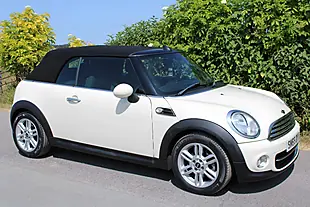 Used 2015 MINI Convertible Cooper Pepper White - Interior and Exterior details 11