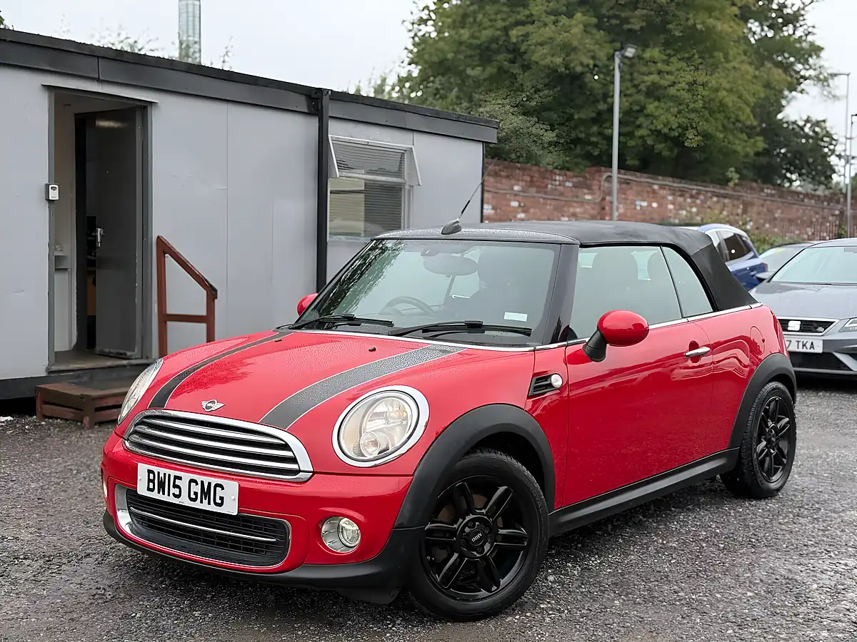 Used 2015 MINI Convertible Cooper Red - Interior and Exterior details 6