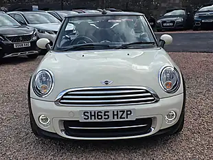 Used 2015 MINI Convertible Cooper White - Interior and Exterior details 4
