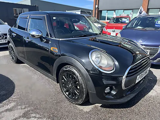 2015 MINI Cooper Automatic