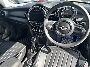 Used 2015 MINI Cooper Black - Interior and Exterior details 4