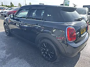 Used 2015 MINI Cooper Black - Interior and Exterior details 5