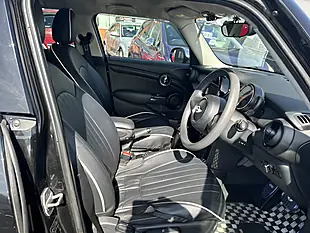 Used 2015 MINI Cooper Black - Interior and Exterior details 7