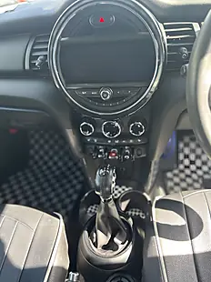 Used 2015 MINI Cooper Black - Interior and Exterior details 9